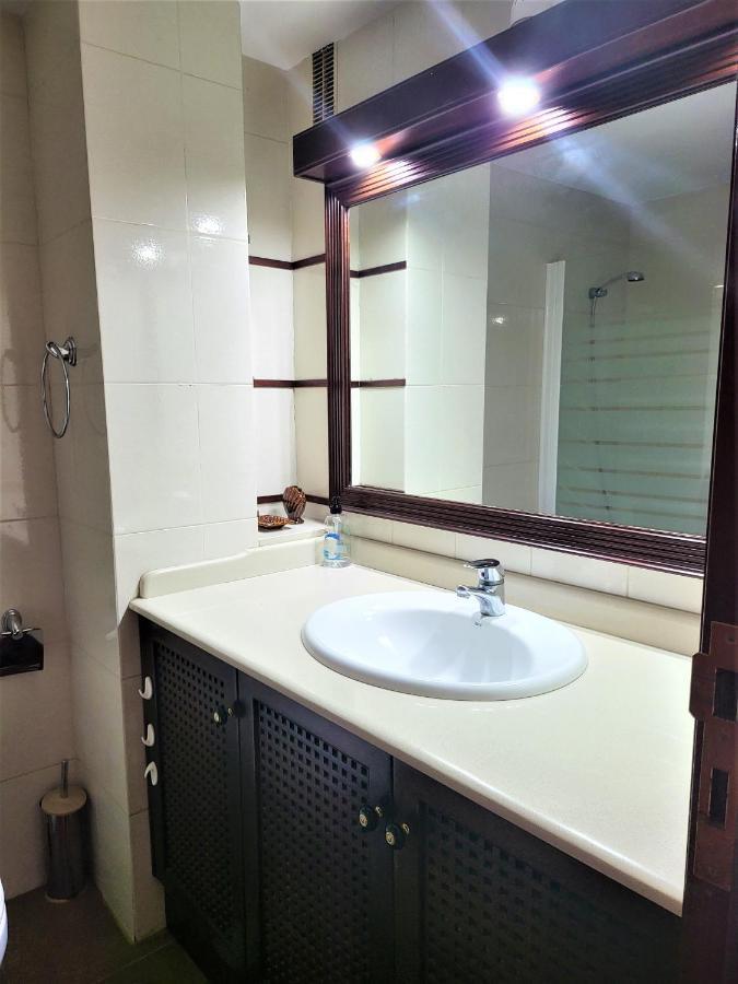 2 Bedrooms Sea View Apartament 100 Meters From Ocean Los Cristianos  Esterno foto